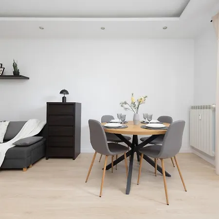 Appartement Bright In Close To The Old Town By Renters Varsovie