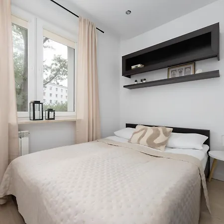 Appartamento Bright In Close To The Old Town By Renters