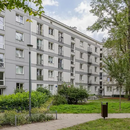 Bright In Close To The Old Town By Renters