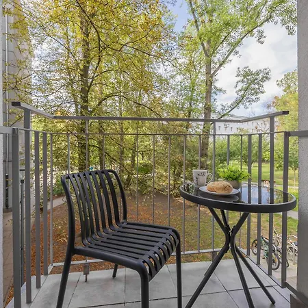 Appartamento Bright In Close To The Old Town By Renters *